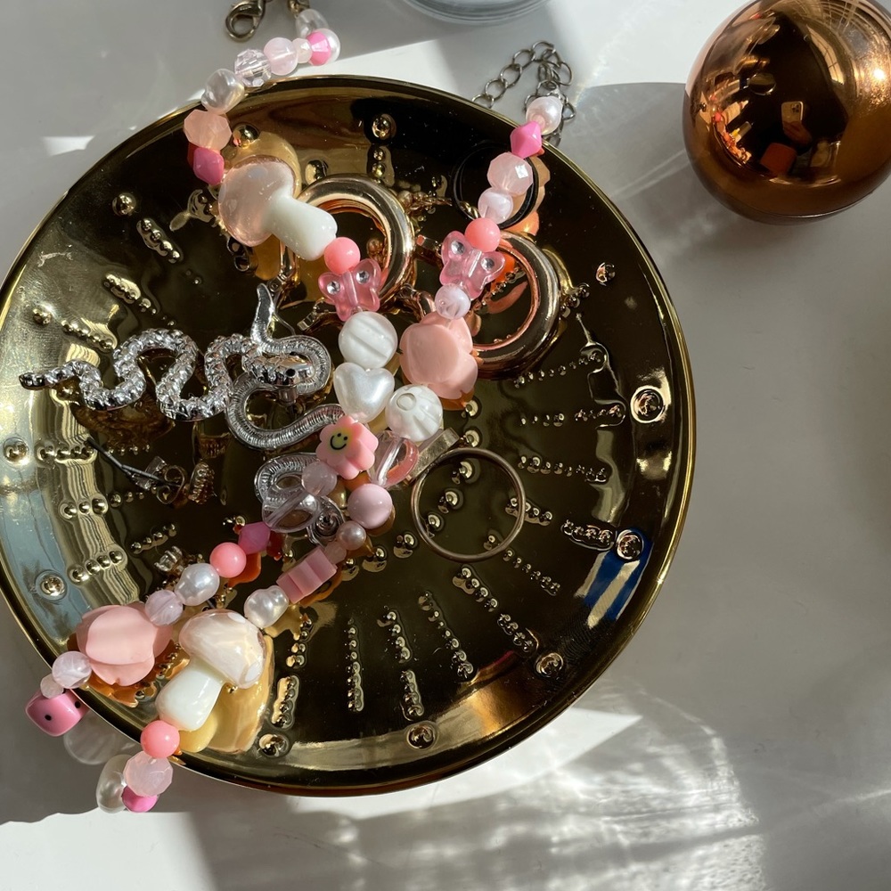 Urban outfitters necklaces 💕🌸